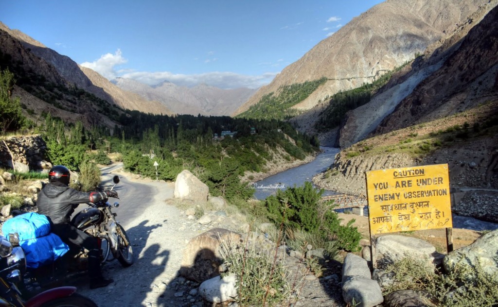 Bikers on the road to Ladakh by the river side