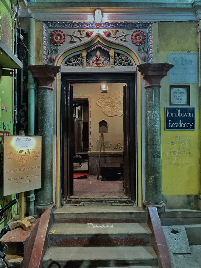 Old Haveli converted into a continental cafe at Varanasi